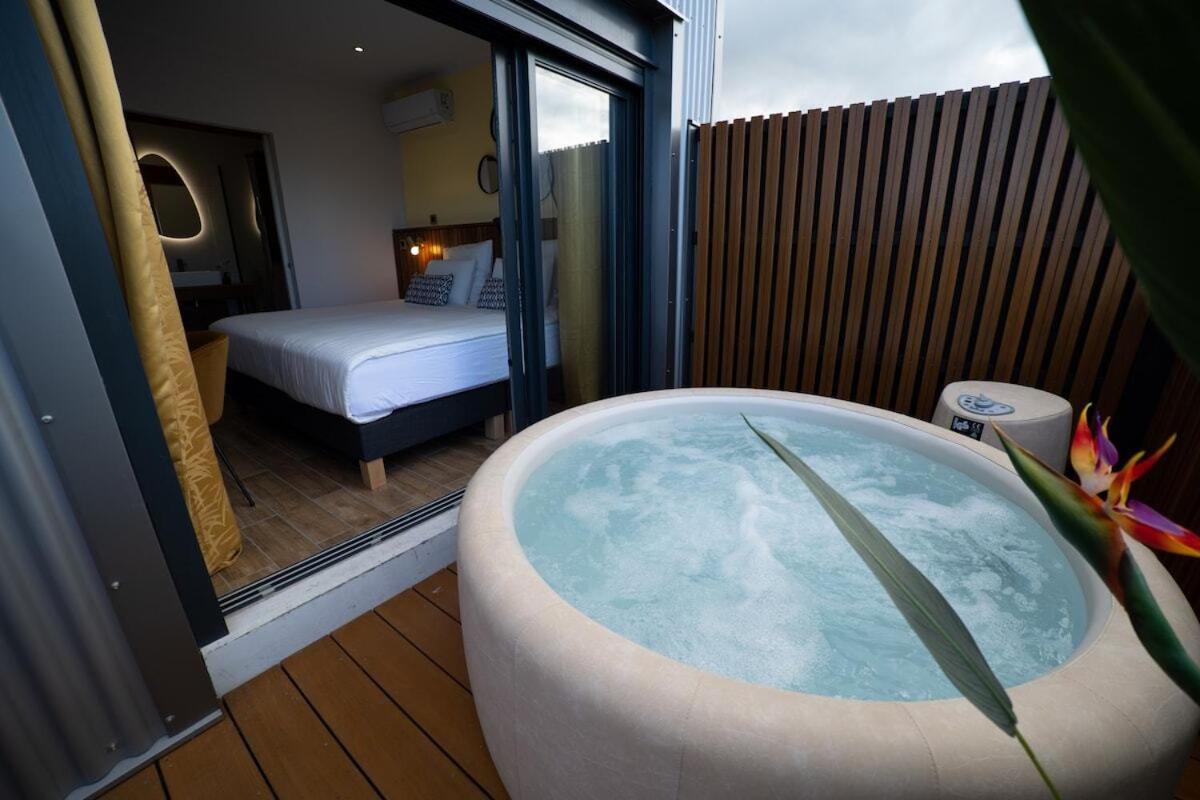 Maison Le Patio Jacuzzi Saint-Denis Dış mekan fotoğraf